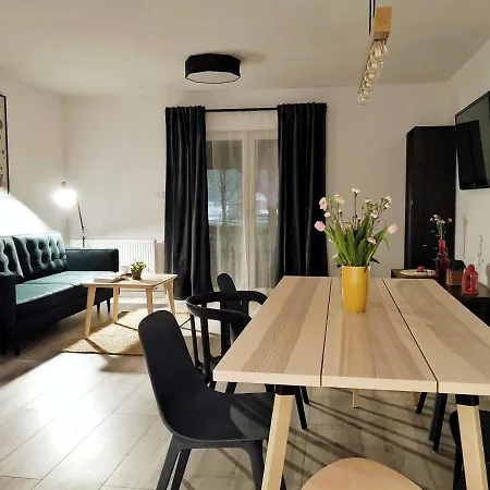 Wrzosowa 25 * 쿠도바-즈루이