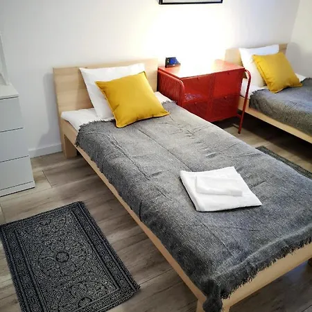 Apartament Wrzosowa 25 *