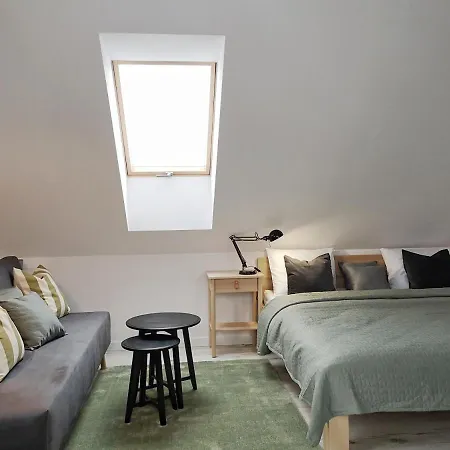 Wrzosowa 25 아파트 *